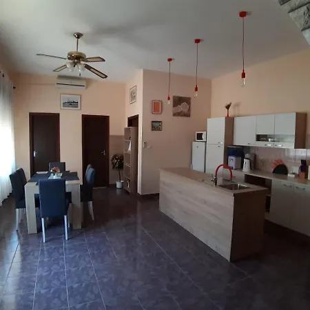 T&l Appartement Vir